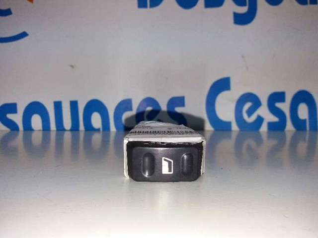 PEUGEOT 6552TA Botón de elevalunas delantero derecho  en stock Valencia