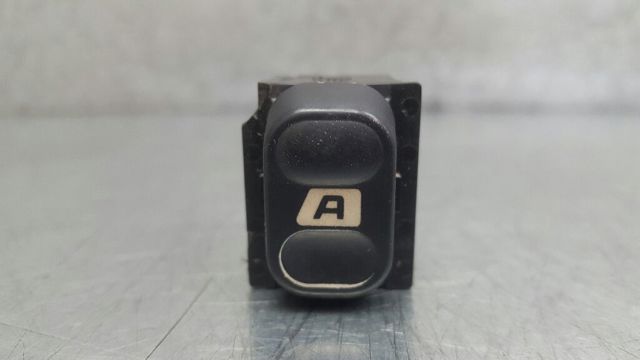 PEUGEOT 6552Z7 Botón de encendido del motor del elevalunas trasero  en stock Salamanca