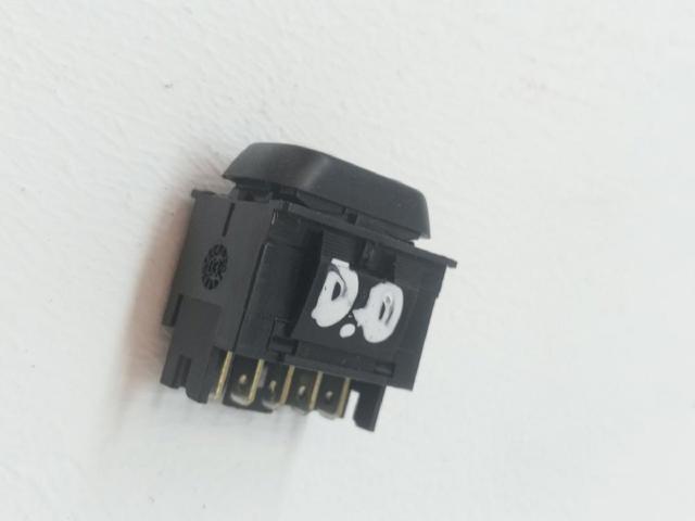 6552Z7 Botón de encendido del motor del elevalunas trasero  en stock Castellón