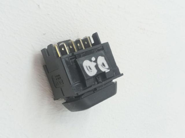 6552Z7 PEUGEOT Botón de encendido del motor del elevalunas trasero comprar Bilbao