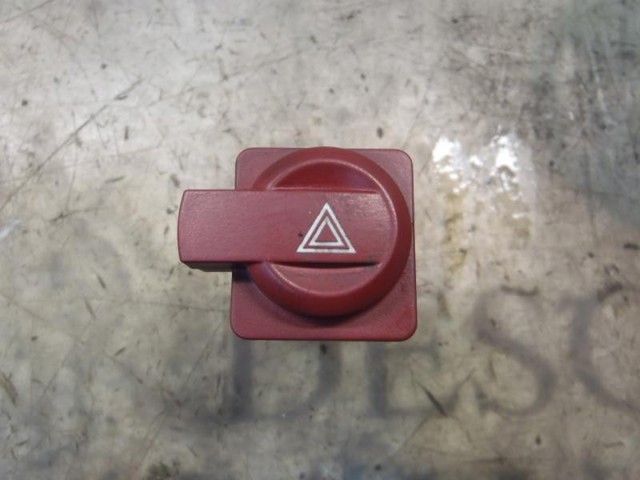 Interruptor warning C4  hatchback (2004-2010) original desde 34,85 €