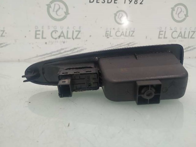 PEUGEOT 6554HJ Botón de elevalunas delantero derecho  en stock Valencia
