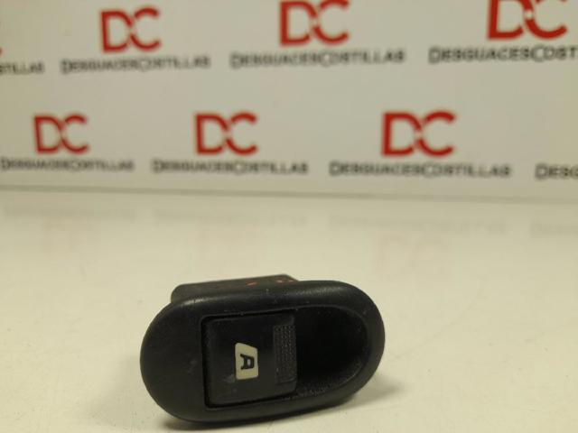 PEUGEOT 6554L7 Botón de elevalunas delantero derecho comprar Pamplona