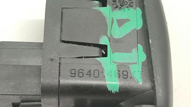 6554L7 PEUGEOT Botón de encendido del motor del elevalunas delantero derecho  comprar en Jaén
