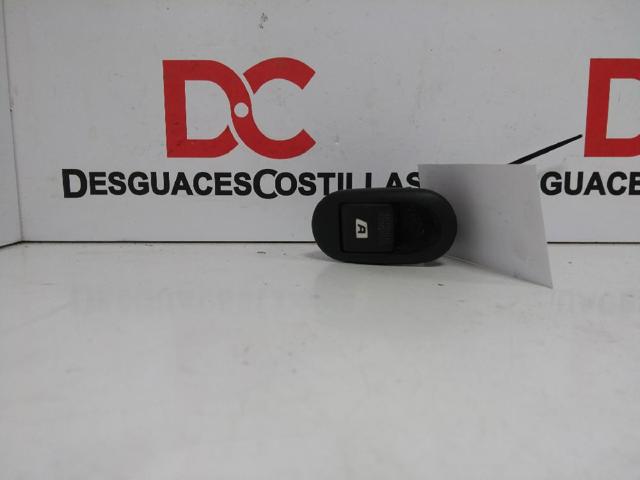 6554L7 PEUGEOT Botón de elevalunas delantero derecho  en stock Huelva