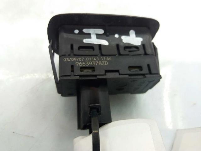 PEUGEOT 6554YJ Unidad de control de elevalunas trasero  disponible Valladolid