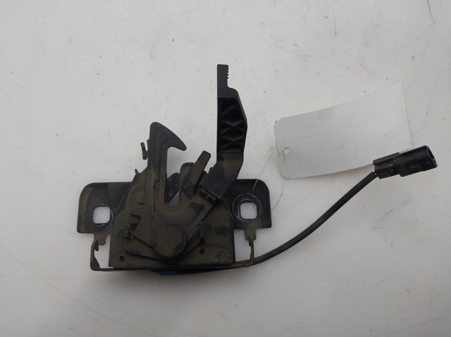 Precio del repuesto Cerradura del capó de motor SANDERO II hatchback