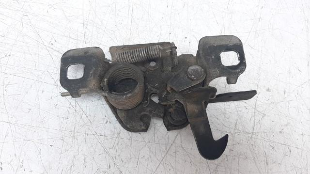 Cerradura del capó de motor Nissan Patrol Y60