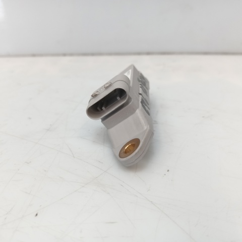 65776906174 BMW