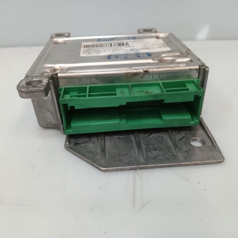 65776919789 BMW