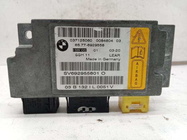 65776929558 BMW