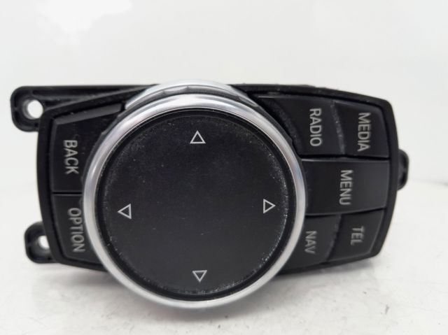 65829350723 BMW