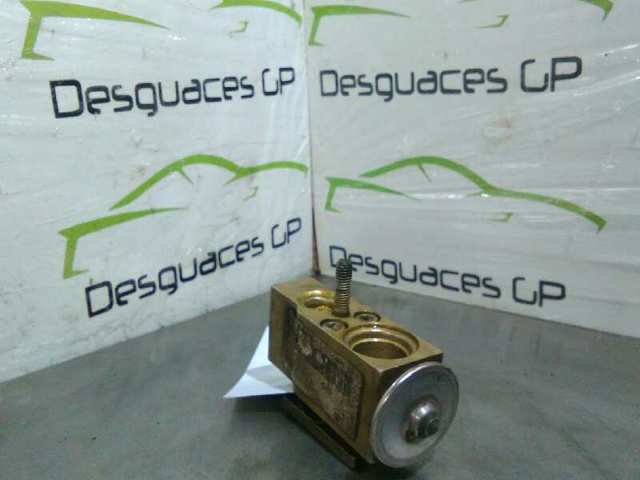 662424M Renault (RVI)