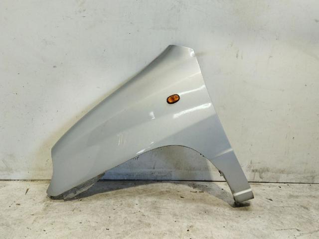 Aleta delantera izquierda 6631102300 HYUNDAI