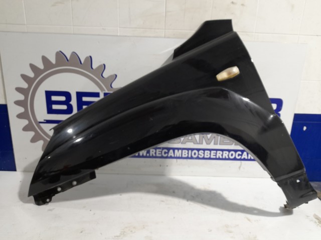 Guardabarros delantero izquierdo 663111F130 Hyundai/Kia