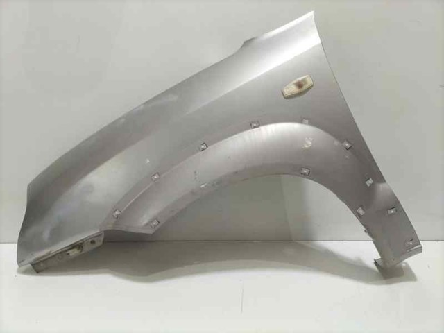 HYUNDAI 663112E130 Aleta delantera izquierda  en stock Valencia