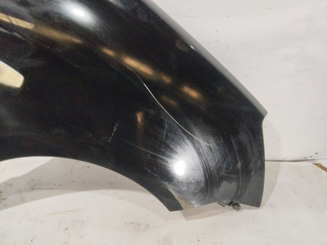 Guardabarros delanteros derecho 6632107330 HYUNDAI