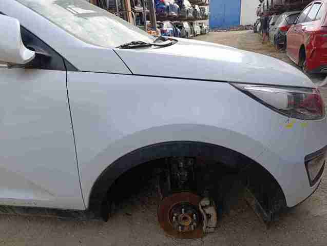 HYUNDAI 663213W000 Aleta delantera derecha  comprar en Ponferrada