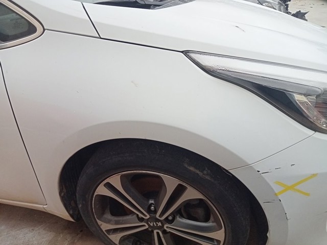 Aleta delantera derecha 66321A2000 HYUNDAI