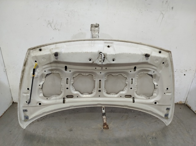 664001W010 HYUNDAI Capó comprar Madrid