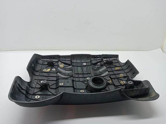 Tapa del motor decorativa 6640100414 Ssang Yong