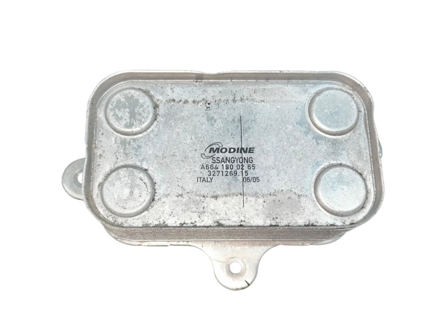 Radiador de aceite 6641800265 Ssang Yong