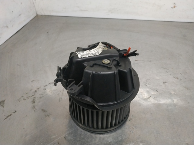 PEUGEOT 665878C Ventilador habitáculo  en stock Terrassa