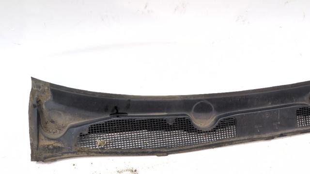 RENAULT 668110003R Vierteaguas comprar Barcelona