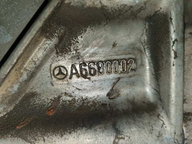 668940 MERCEDES Motor completo  comprar en Oviedo