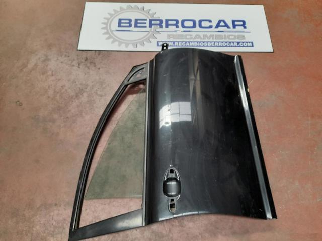 TOYOTA 6700105050 Puerta delantera derecha  en stock Terrassa