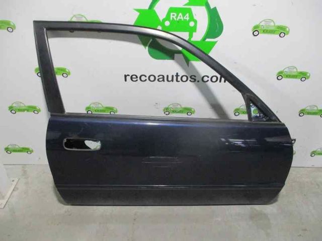 Puerta delantera derecha 670011A560 Toyota