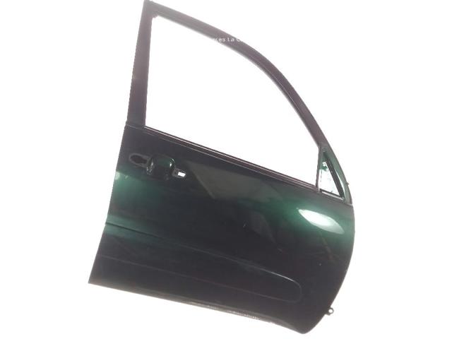 Puerta delantera derecha 6700142080 Toyota