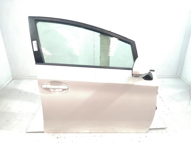 Puerta delantera derecha 6700147071 Toyota