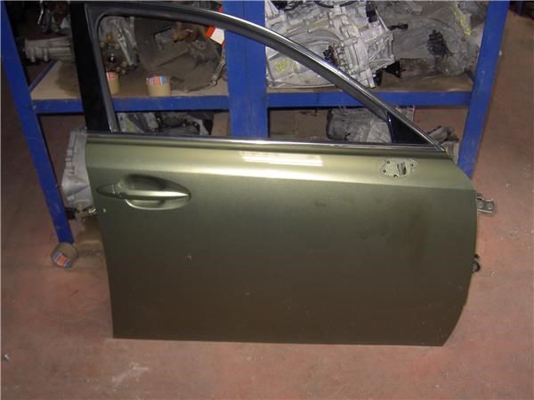 Puerta delantera derecha 6700153040 Toyota