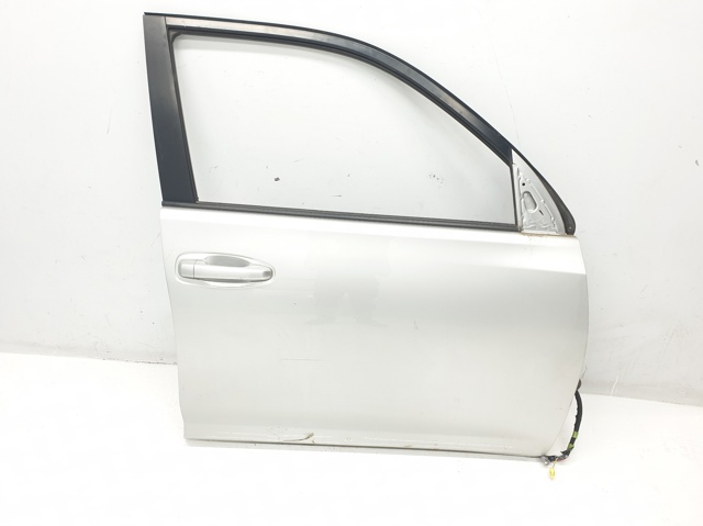 Puerta delantera derecha 6700160710 Toyota