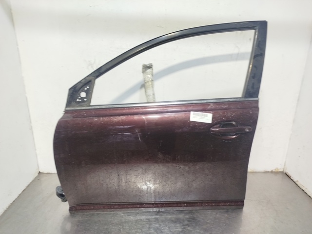 Precio del repuesto Puerta del conductor Avensis  sedán