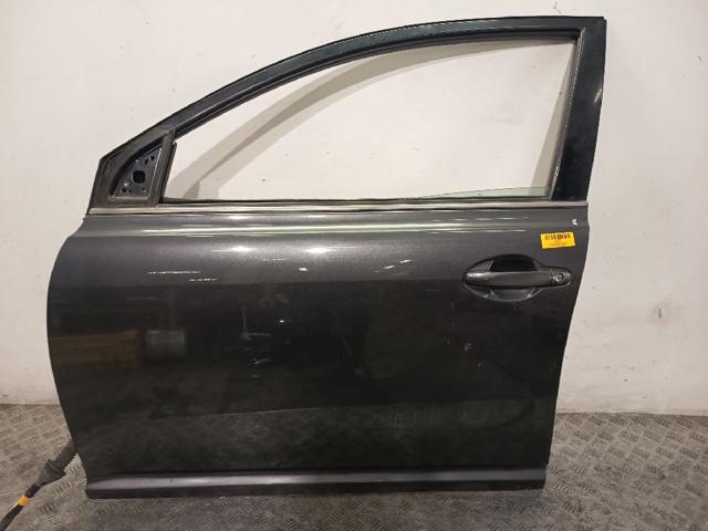 TOYOTA 6700205050 Puerta delantera izquierda  disponible España
