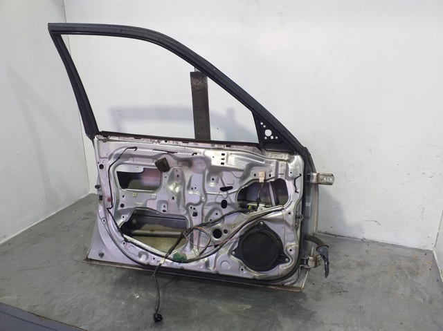 Puerta delantera izquierda Toyota Corolla E11