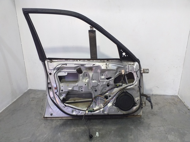 Puerta delantera izquierda Toyota Corolla E11