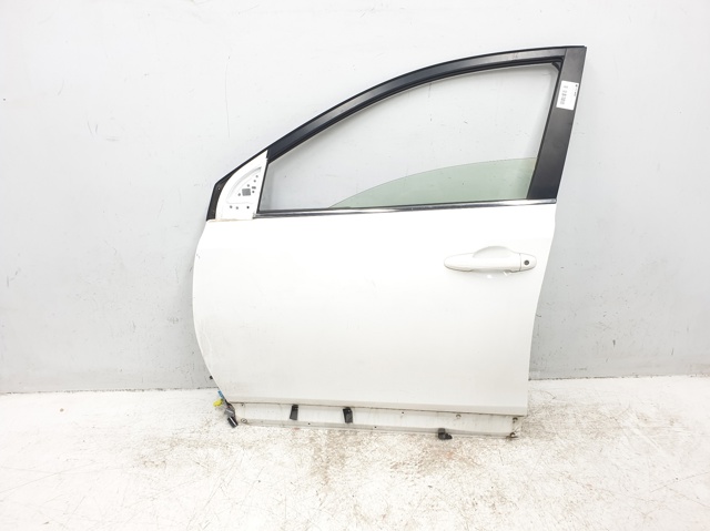 Puerta delantera izquierda 6700242150 Toyota