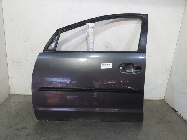 Puerta del conductor Toyota Prius  hatchback comprar en España