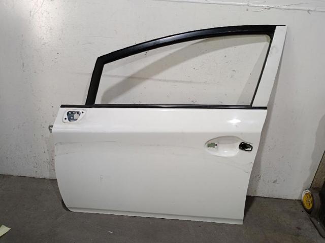 Puerta del conductor Toyota Prius (ZVW30)