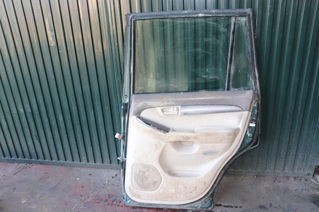 6700360260 Puerta trasera derecha  en stock Castellón