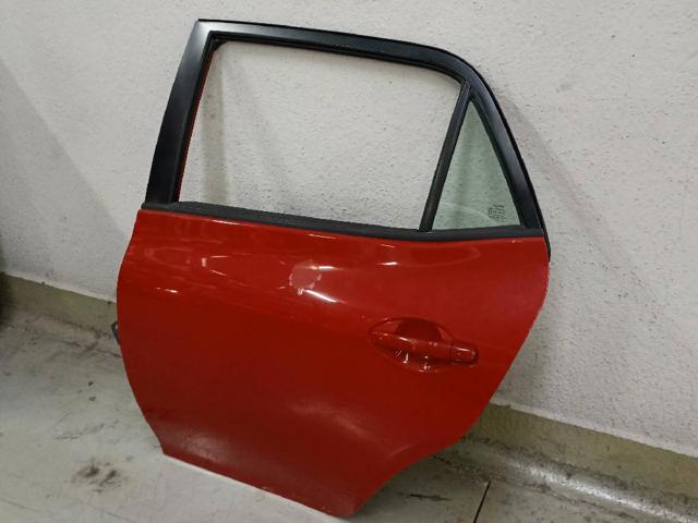 6700402260 TOYOTA Puerta trasera izquierda  en stock Huelva