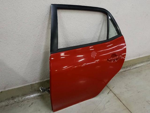 6700402260 TOYOTA Puerta trasera izquierda comprar Madrid