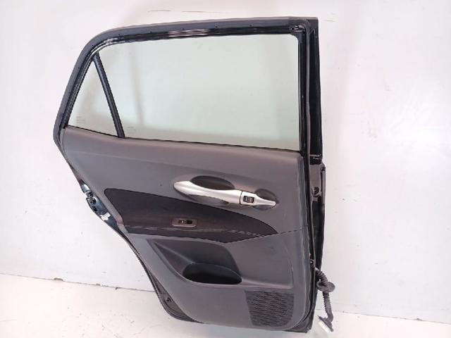 TOYOTA 6700402260 Puerta trasera izquierda  comprar en Ponferrada
