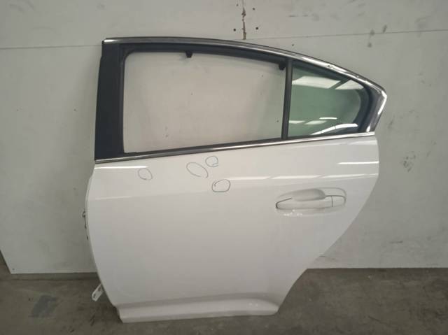 Puerta trasera izquierda 6700405040 Toyota