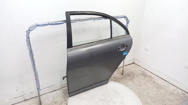6700405110 Puerta trasera izquierda  comprar en Reus