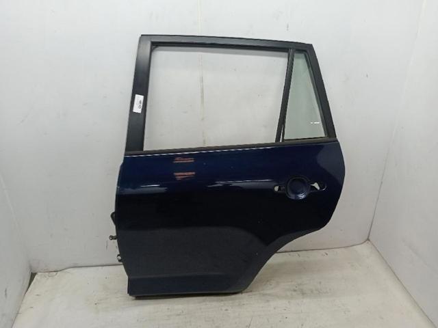 Puerta trasera izquierda 6700442120 Toyota