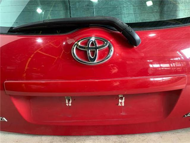 6700502110 TOYOTA Puerta trasera  en stock Huelva